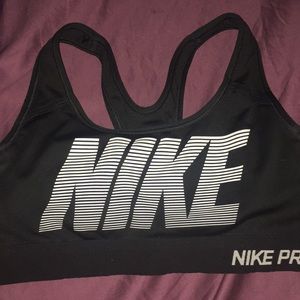 Sports bra